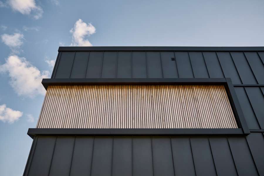 Eine nordjütische Hafengeschichte aus Stahlprofilen und Schiffsankern, Port of Aalborg, Rørdalsvej 27B, 9000 Aalborg, Dänemark